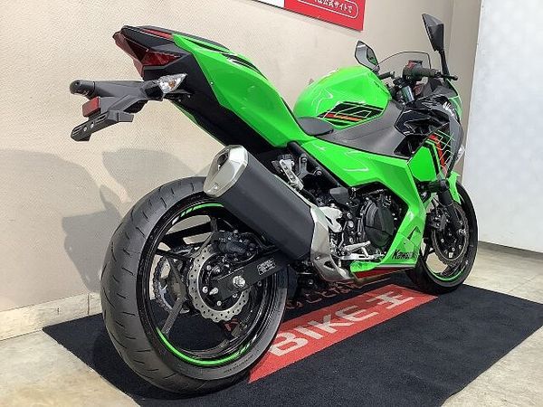 カワサキ ニンジャ 400 NINJA400 ABS エンジンスライダー マルチバー 2023年モデル インジェクショ 3