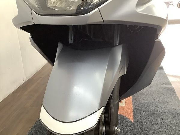 ホンダ PCX125 PCX JK05型 低走行!! 9
