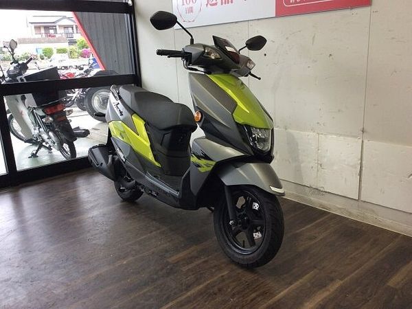 スズキ アヴェニス125 AVENIS 125【力強い加速と優れた燃費性能を両立した1台!】 4