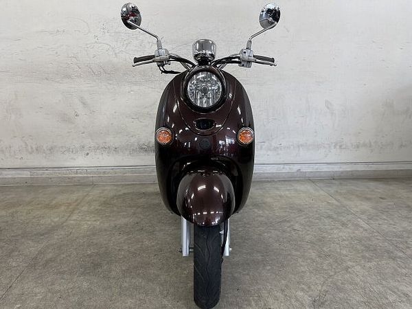 ヤマハ ビーノ(2サイクル) VINO DX オシャレバイクの代名詞な一台が人気のカラーで登場!乗り易さも抜群ですよ☆ 10