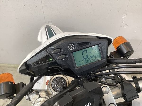 ヤマハ セロー 250 【スピード納車】セロー250 【マル得】 リアキャリア装備! インジェクションモデル! D 10