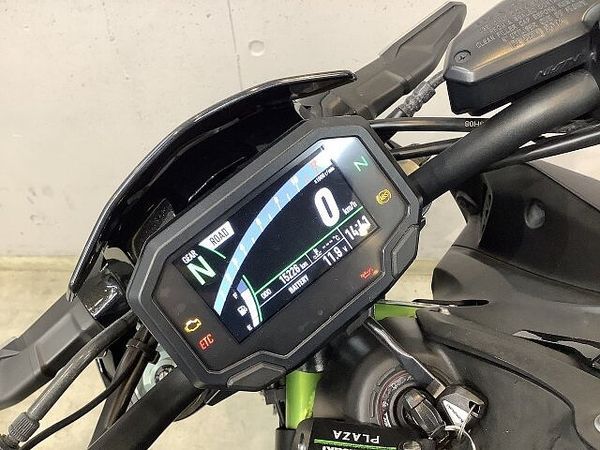 カワサキ Z900 Z900 【マル得】 ABS USB電源装備! トラクションコントロール&ライドモード&E 8
