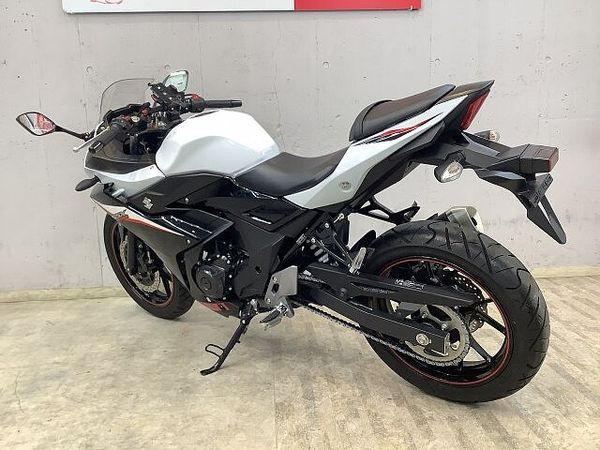 スズキ GSX250R GSX250R アクセサリーバー装備! デイトナ製USB電源装備! DN11Aモデル! 7