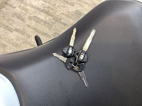 スズキ GSX250R GSX250R アクセサリーバー装備! デイトナ製USB電源装備! DN11Aモデル! 9