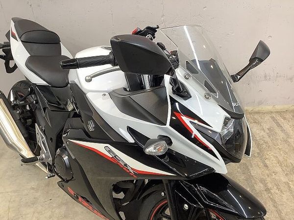 スズキ GSX250R GSX250R アクセサリーバー装備! デイトナ製USB電源装備! DN11Aモデル! 10