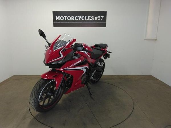ホンダ CBR400R ETC搭載!綺麗な2019年モデル・ワンオーナーのCBR400R入荷! 3