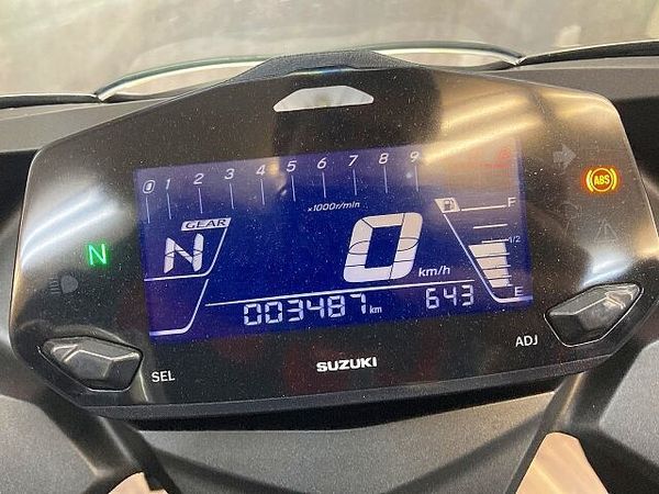 スズキ ジクサー SF250 ジクサー250SF 2023年モデル ☆マルチバー・ヘルメットホルダー付き☆ 8