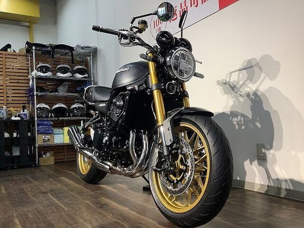 カワサキ Z900RS Z900RS SE ★2025年モデル/ワンオーナー/グリップヒーター/グラブバー 5