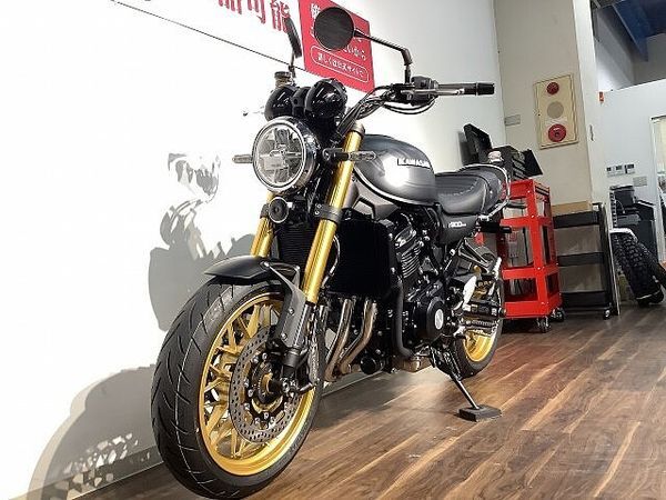 カワサキ Z900RS Z900RS SE ★2025年モデル/ワンオーナー/グリップヒーター/グラブバー 8
