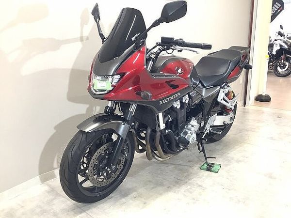 ホンダ CB1300スーパーボルドール CB1300スーパーボルドール ヤマモトレーシング製マフラー フレームスライダー装備 AB 5