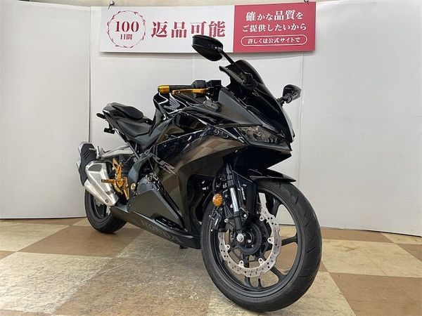 ホンダ CBR250RR (MC51) CBR250RR 2022年モデル Sniper製バックステップ フェンダーレス ナポレオ 3