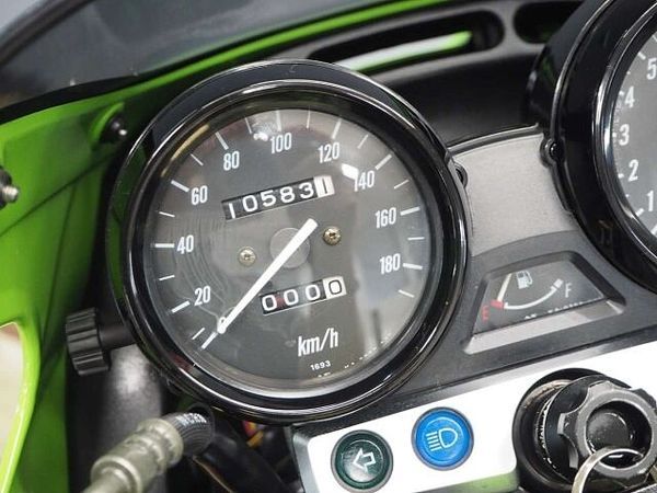 カワサキ ZRX1200R ZRX1200R A2 ストライカーカーボンスリップオン 7