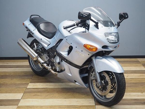 カワサキ ZZR400 ZZ-R400 N9 2003年モデル 2
