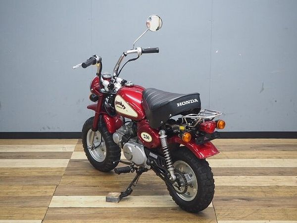 ホンダ モンキー モンキー 6V Z50Jj-? マニュアル4速 6