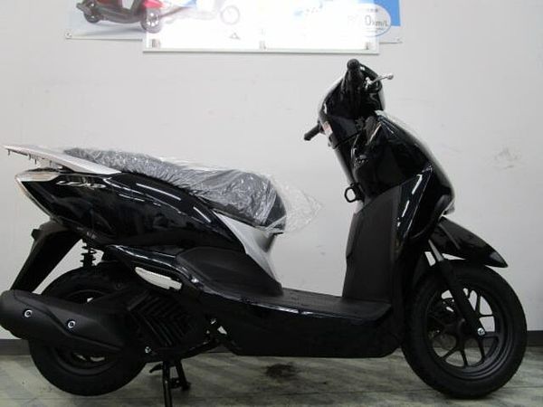 ホンダ リード125 各色展示中!足元フラットで人気のリード125!スマートキーになって益々便利です!下取り歓迎 1