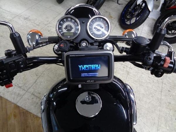 カワサキ W800 大切に乗られていたワンオーナー車!各部綺麗な上質車です!希少な特別仕様車ですよ!お早めに! 7