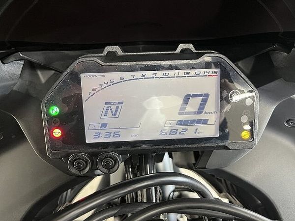 ヤマハ YZF-R25 YZF-R25 2021年モデル OVER製カスタム紹介 TT-Formula RS フル 9