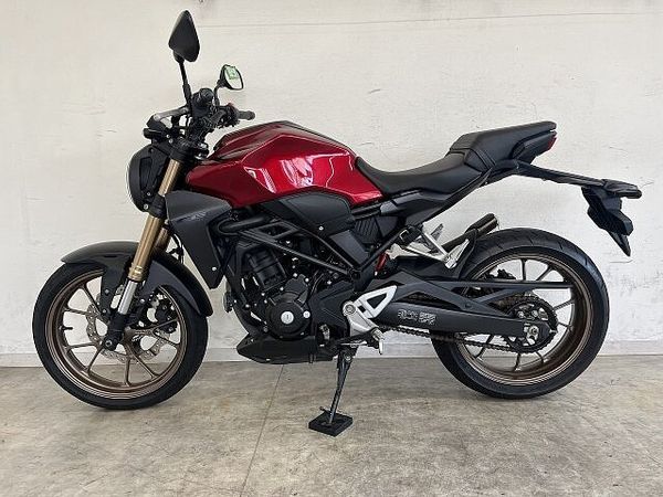 ホンダ CB250R CB250R 2019年モデル USB1ポート装備 5