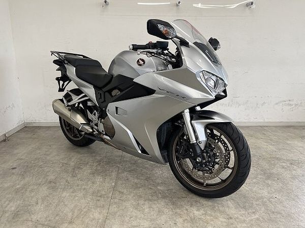 ホンダ VFR800F VFR800F 2017年モデル 3