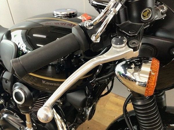 カワサキ W800 CAFE W800 CAFE ワンオーナー サドルバッグ 2023年モデル 10