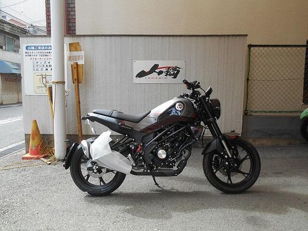 ベネリ Leoncino125 ベネリ□フルサイズ小型ネイキッド 1