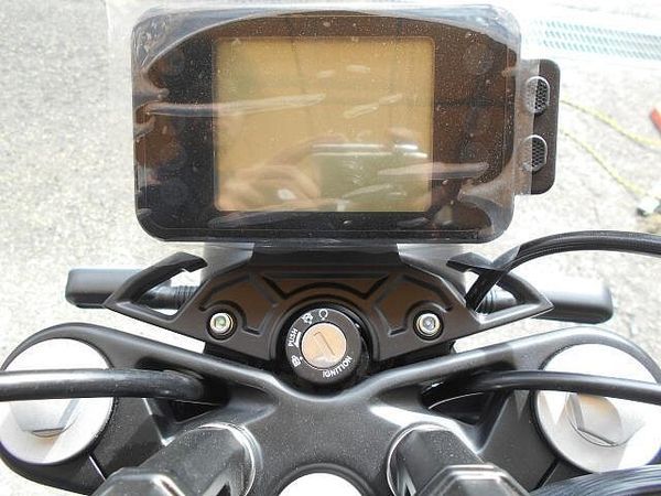 ベネリ Leoncino125 ベネリ□フルサイズ小型ネイキッド 7