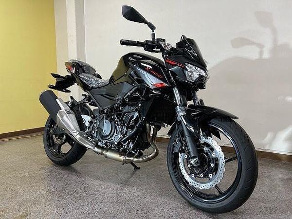 カワサキ Z400 店頭現車無し、要取り寄せ車両。 2