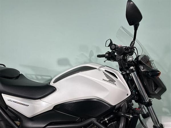 ホンダ NC750S 3