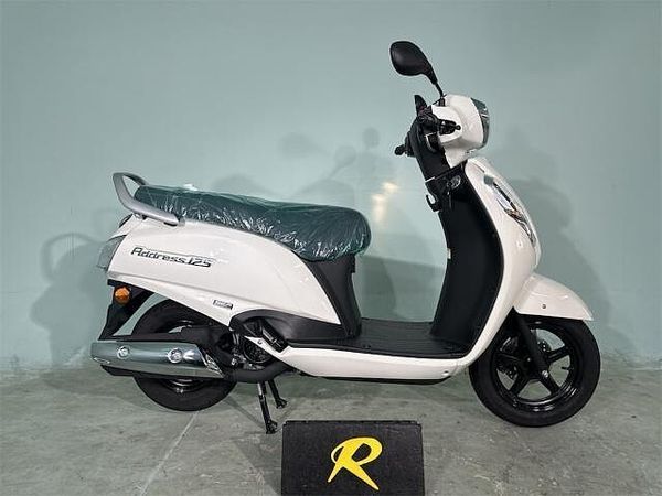 スズキ アドレス125 1