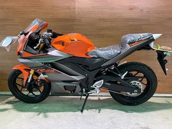 ヤマハ YZF-R25 新車購入用品サポートキャンペーン2024年4月25日まで 2