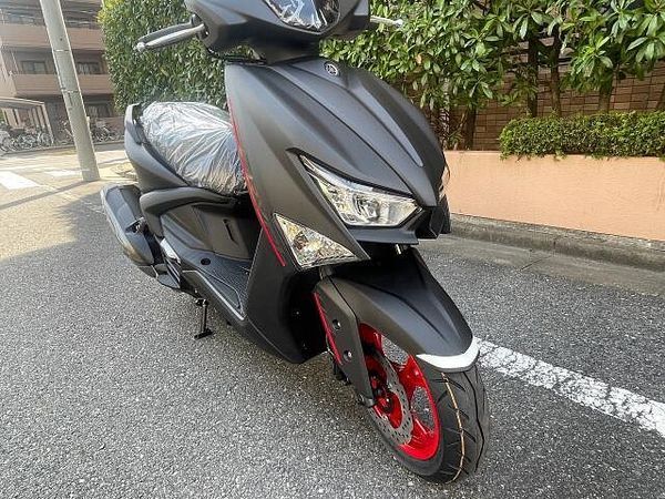 ヤマハ シグナス グリファス 入荷の少ないグリファスです!新色マッドブラック即納です!! 4