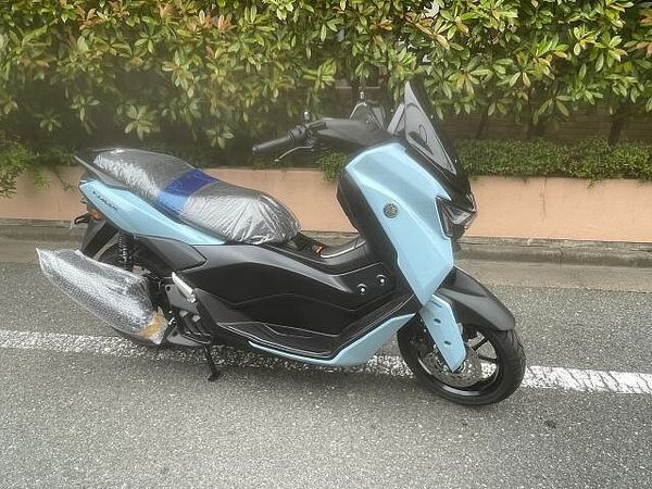 ヤマハ NMAX 155 話題の新型N-MAX155の入荷です!快適に走れるパワフルエンジン搭載!! 1