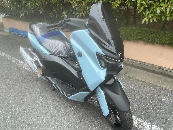 ヤマハ NMAX 155 話題の新型N-MAX155の入荷です!快適に走れるパワフルエンジン搭載!! 3