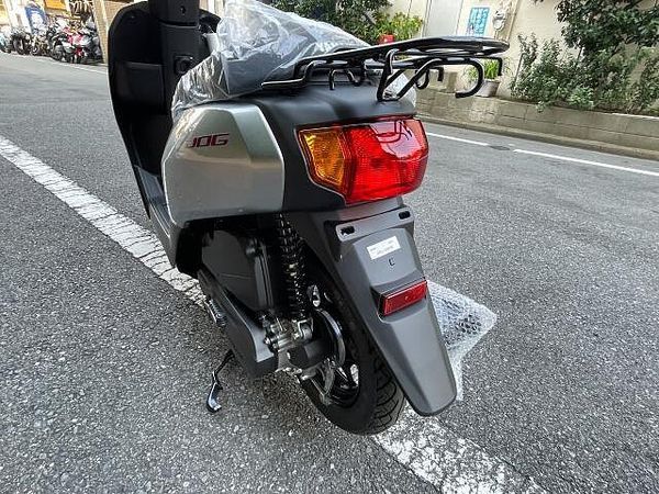 ヤマハ ジョグ 惜しくも生産終了になりました50cc原付のJOGの最終入荷です! 10