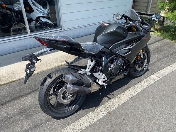 ホンダ CBR250RR (MC51) CBR250RR2023モデルマットバリステックメタリック展示即納車有りますよ! 6