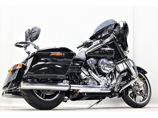 ハーレーダビッドソン FLHX Touring STREETGLIDE 3