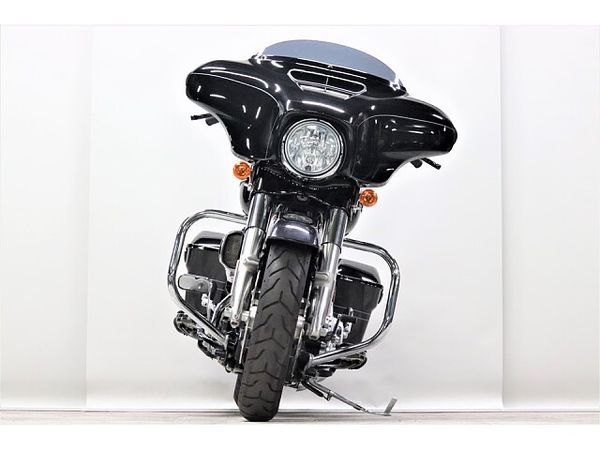 ハーレーダビッドソン FLHX Touring STREETGLIDE 6