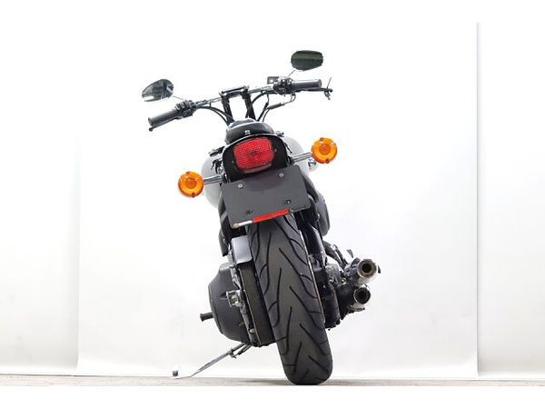 ハーレーダビッドソン FXSTB Softail Night Train 10