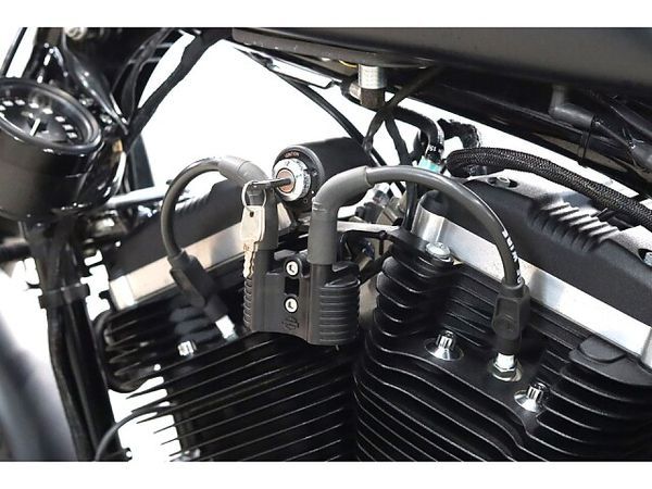 ハーレーダビッドソン XL883N SPORTSTER IRON 7