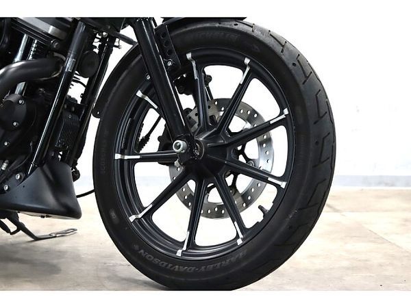 ハーレーダビッドソン XL883N SPORTSTER IRON 9
