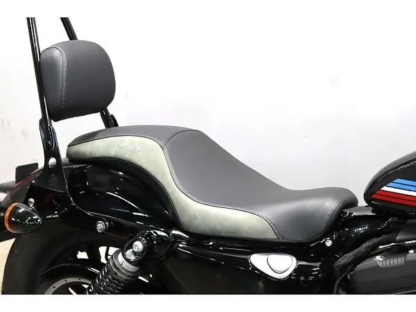 ハーレーダビッドソン XL1200NS SPORTSTER IRON1200 2