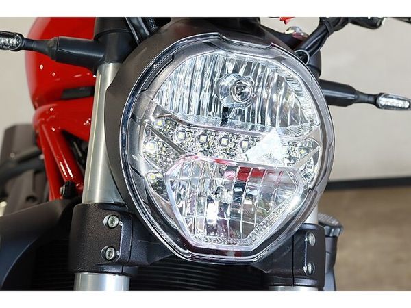 ドゥカティ MONSTER 1200S 3