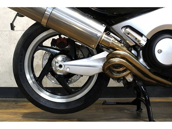 ヤマハ TMAX500 メールでお問合せの際は、ronajapan@gmail.com までお気軽にどうぞ! 6