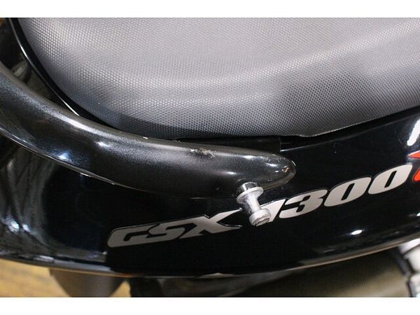 スズキ HAYABUSA メールでお問合せの際は、ronajapan@gmail.com までお気軽にどうぞ! 10