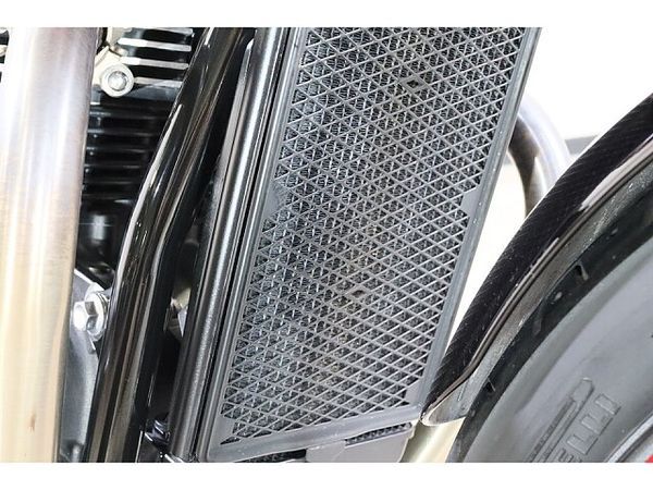 トライアンフ STREET TWIN メールでお問い合わせの際は、ronajapan.shiki@gmail.com まで! 8