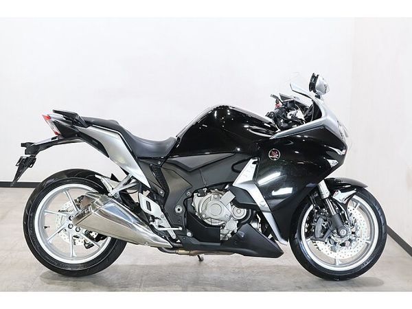 ホンダ VFR1200F デュアルクラッチトランスミッション メールでお問い合わせの際は、ronajapan.shiki@gmail.com まで! 7