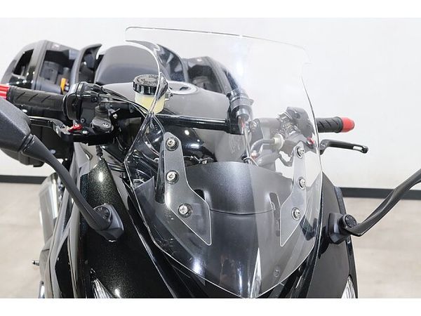 カワサキ ニンジャ 1000 (Z1000SX) メールでお問い合わせの際は、ronajapan.shiki@gmail.com まで! 2