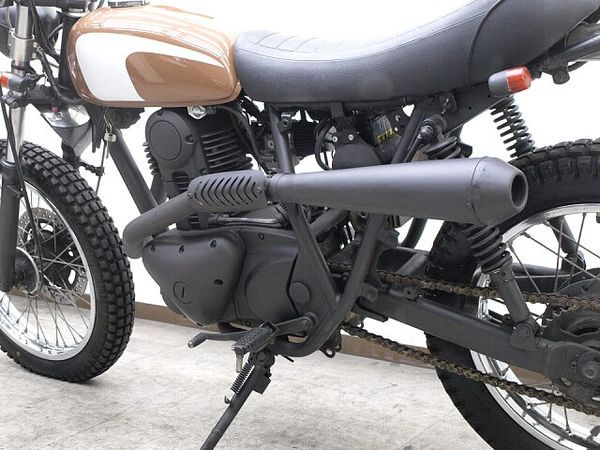 カワサキ 250TR 4