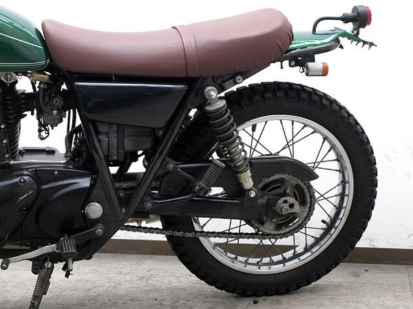 カワサキ 250TR 3