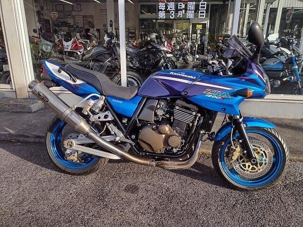 カワサキ ZRX1200S まずはお気軽にお問い合わせください! 10
